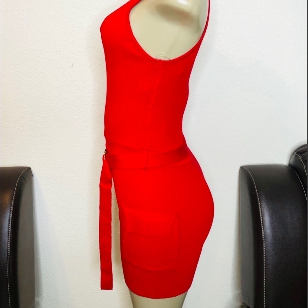 Red Romper - Picture 4 of 6